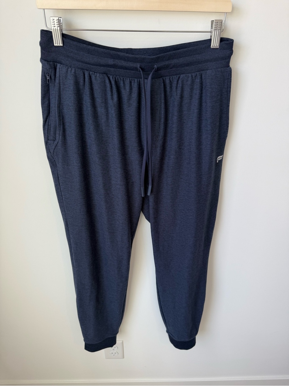 Fabletics Men's Navy Cloud Jersey Jogger Pants | M